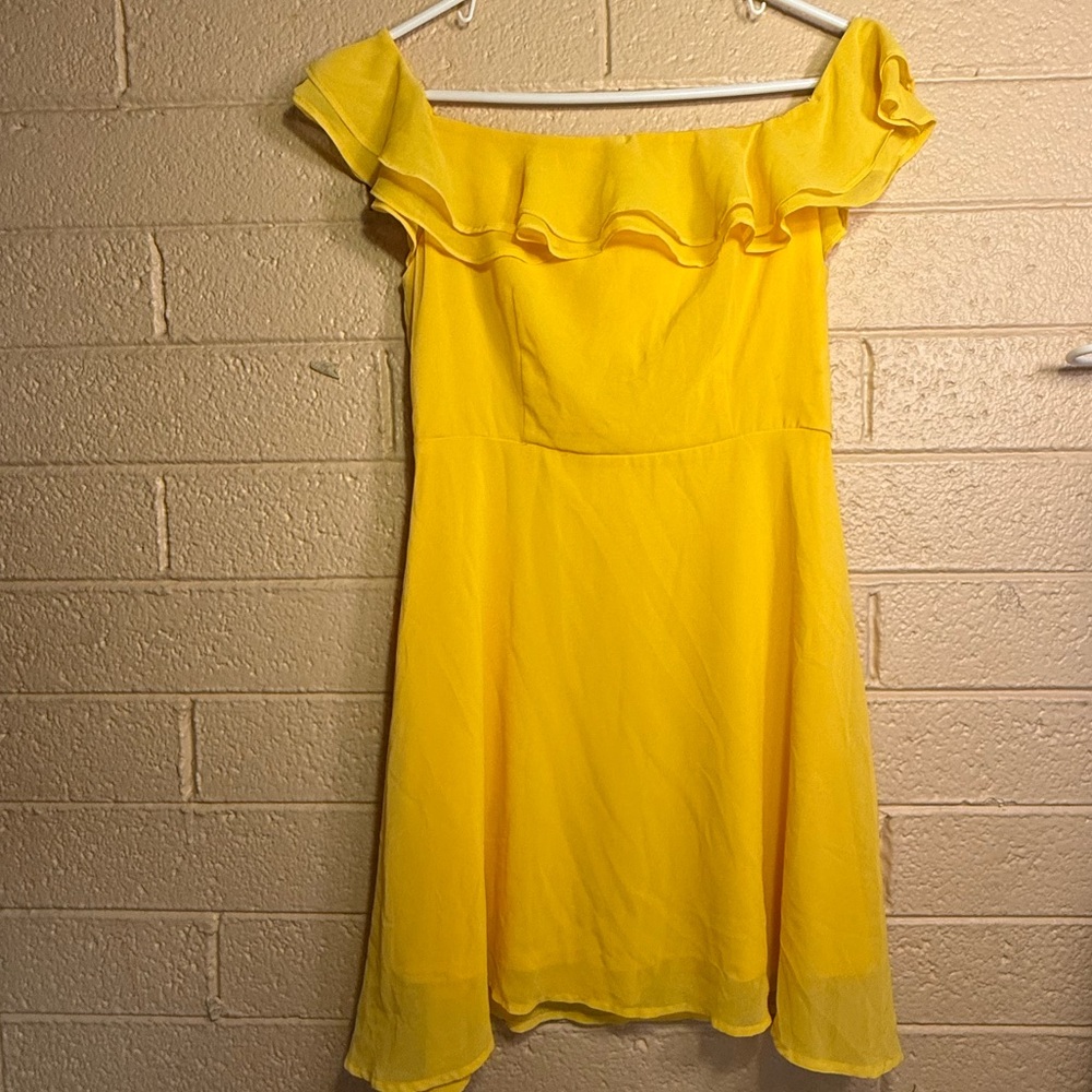 Lulus Yellow Off-Shoulder Dress